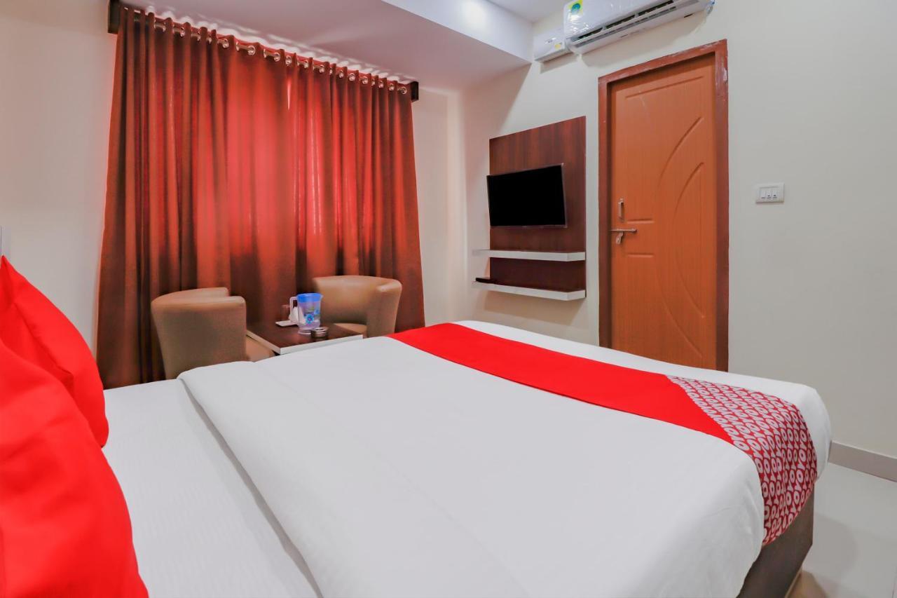 Oyo Flagship 80044 Royal Wood Deluxe Bangalore Dış mekan fotoğraf
