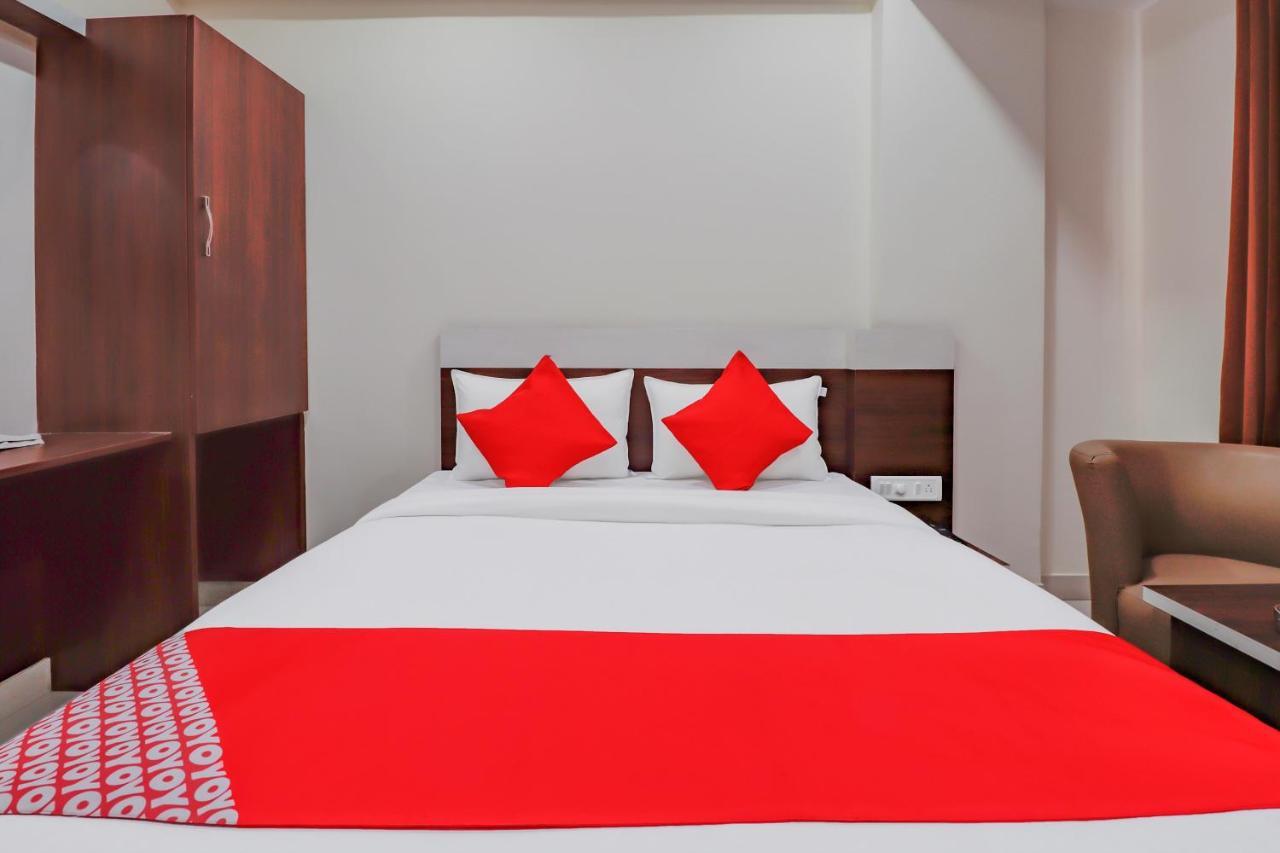 Oyo Flagship 80044 Royal Wood Deluxe Bangalore Dış mekan fotoğraf