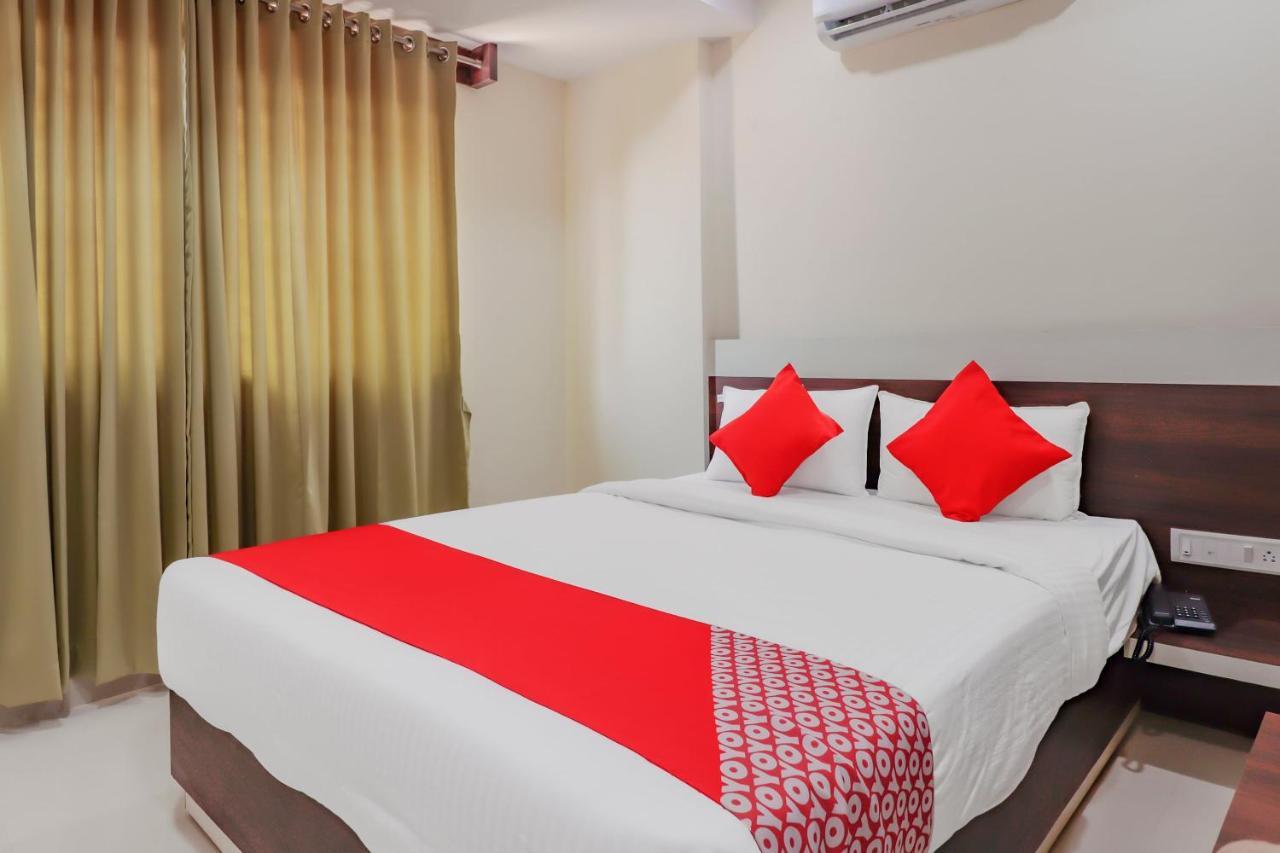 Oyo Flagship 80044 Royal Wood Deluxe Bangalore Dış mekan fotoğraf