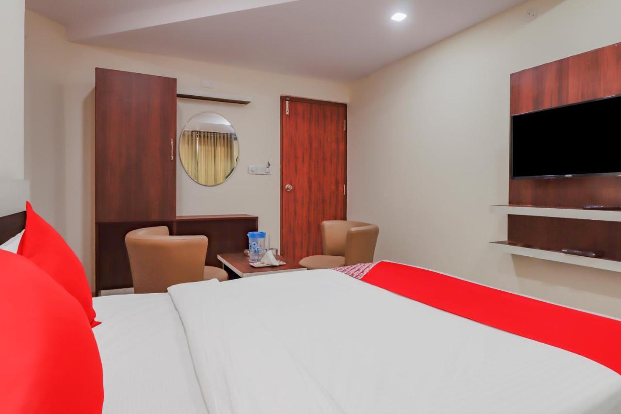 Oyo Flagship 80044 Royal Wood Deluxe Bangalore Dış mekan fotoğraf