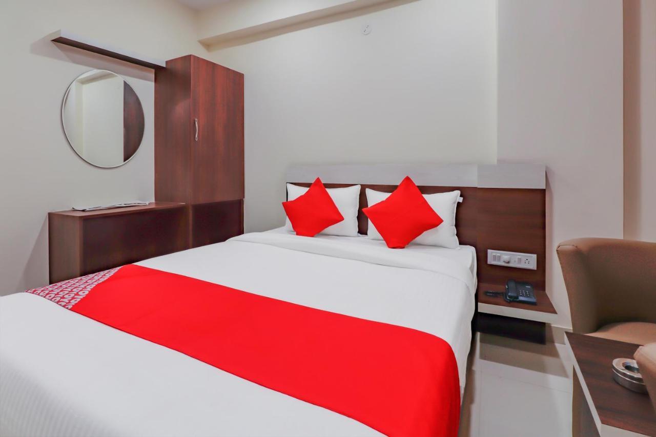 Oyo Flagship 80044 Royal Wood Deluxe Bangalore Dış mekan fotoğraf